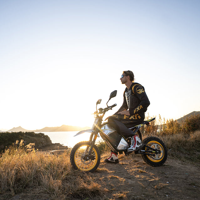 Seventor RM200 Electric Dirt Bike – EEC Approved, 1500W, 45 km/h & 60V 27Ah Battery - Yellow