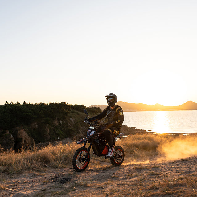 Seventor RM200 Electric Dirt Bike – EEC Approved, 1500W, 45 km/h & 60V 27Ah Battery - Orange