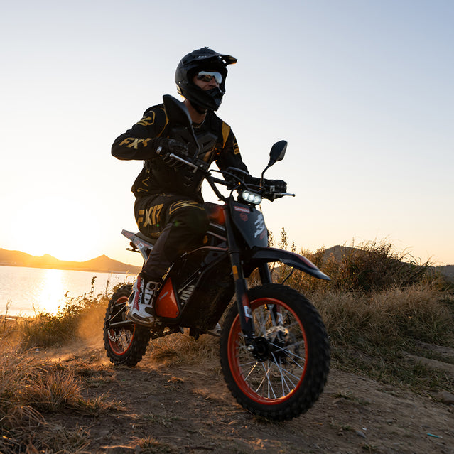 Seventor RM200 Electric Dirt Bike – EEC Approved, 1500W, 45 km/h & 60V 27Ah Battery - Orange